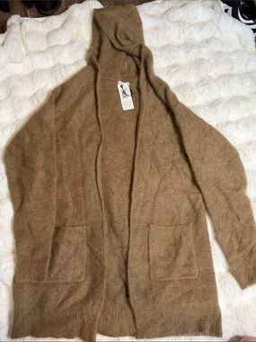 Woman’s Hooded Cardigan- 100% Raccoon Hair